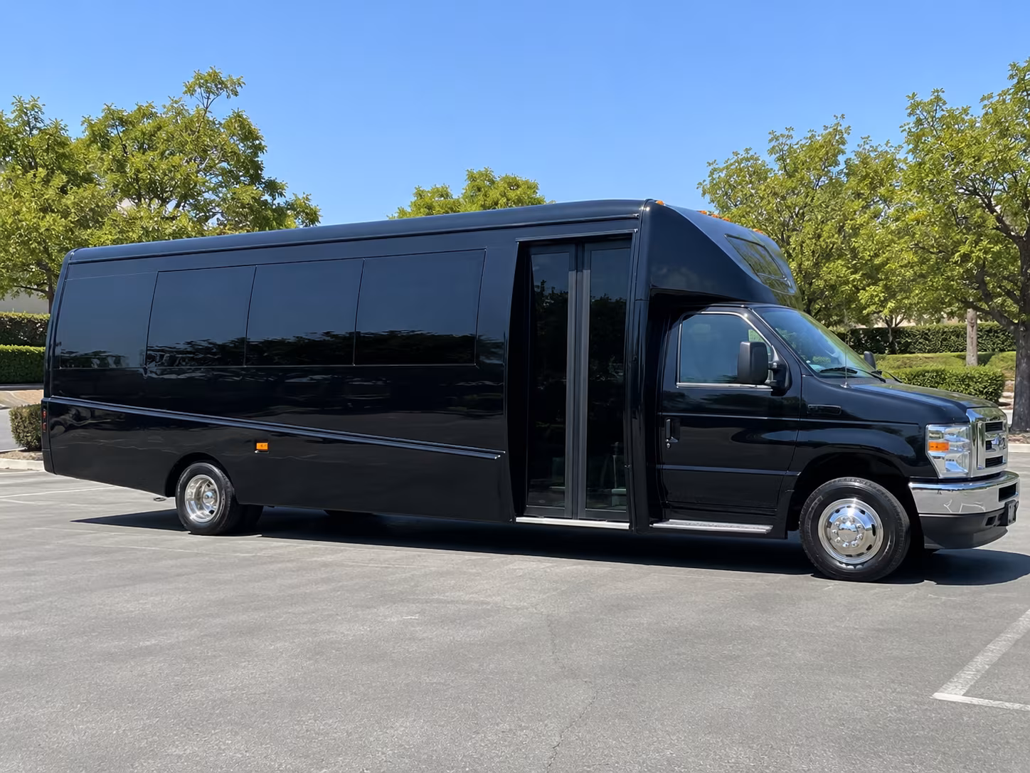 book prom buses early baton rouge prom season fills fast