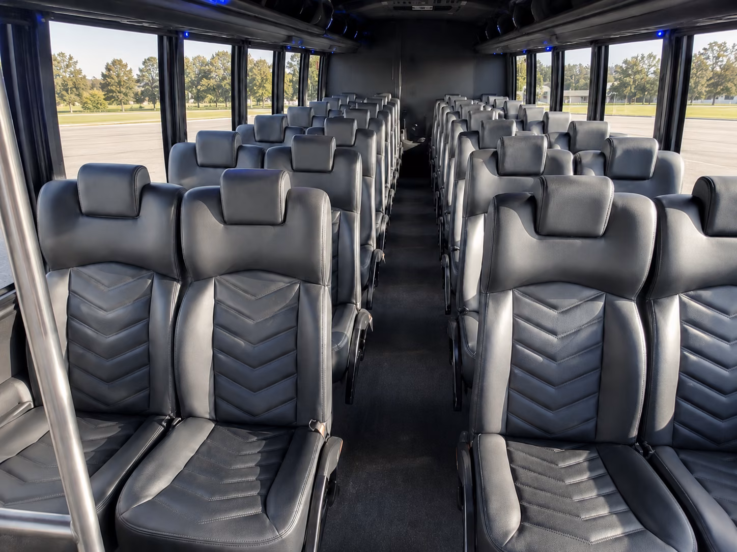 charter buses for baton rouge plantation and river road wedding venues