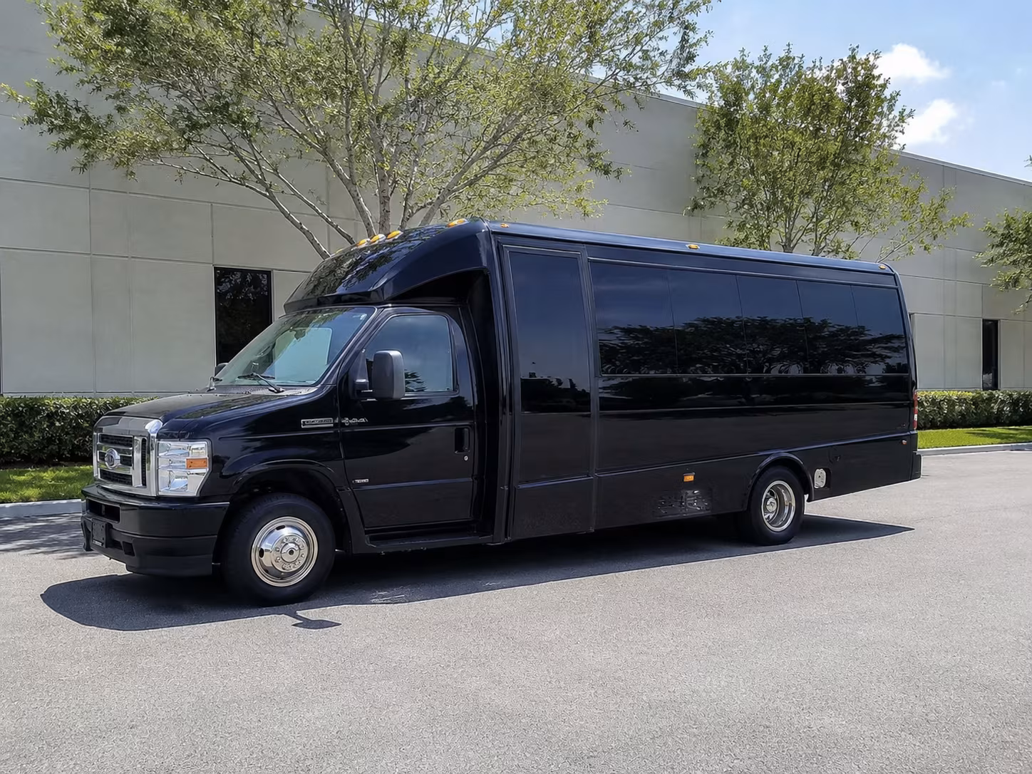 employee shuttle buses for baton rouge s biggest employers
