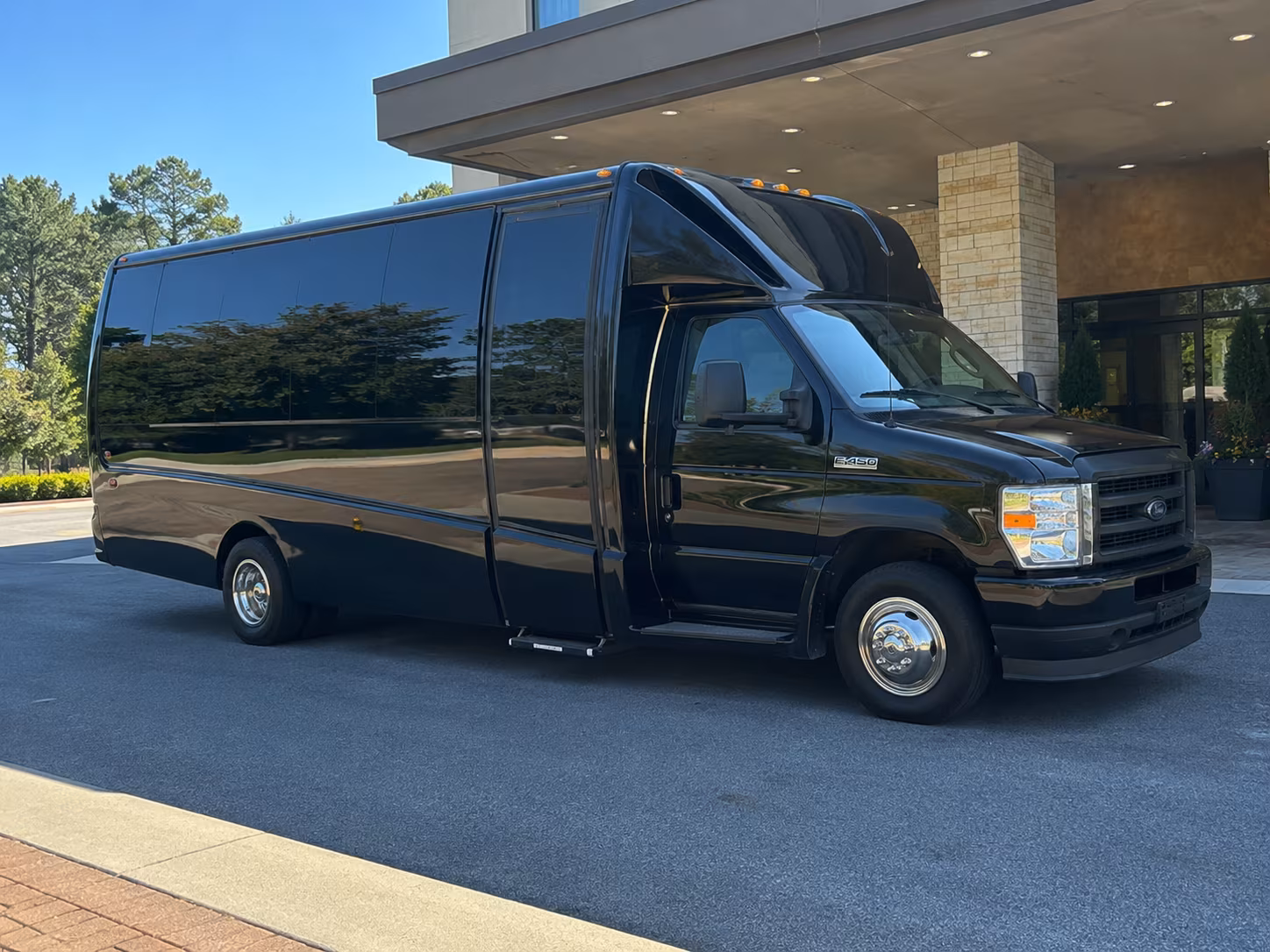 find the perfect transportation for your next corporate event 2