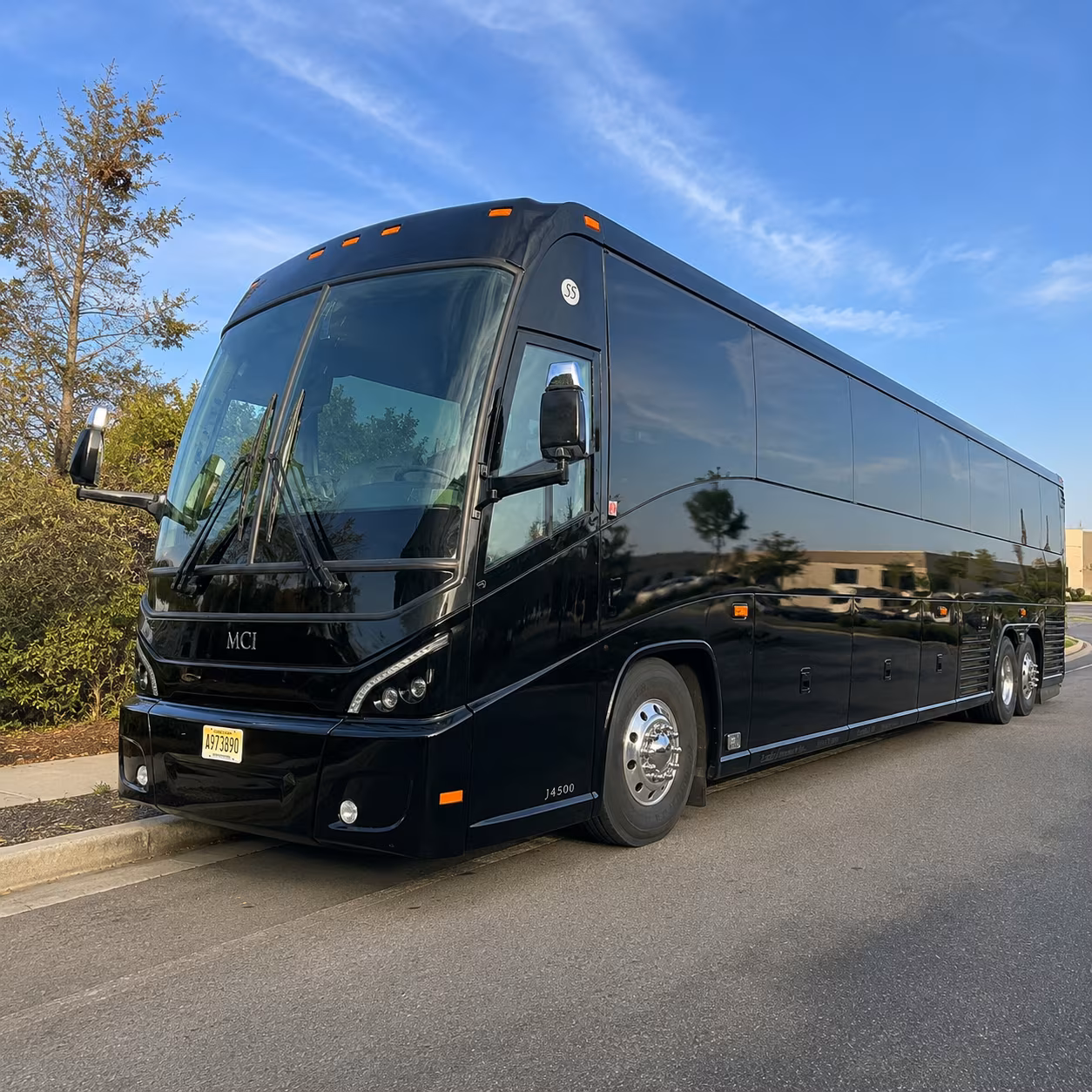 long distance charter bus trips from baton rouge to new orleans