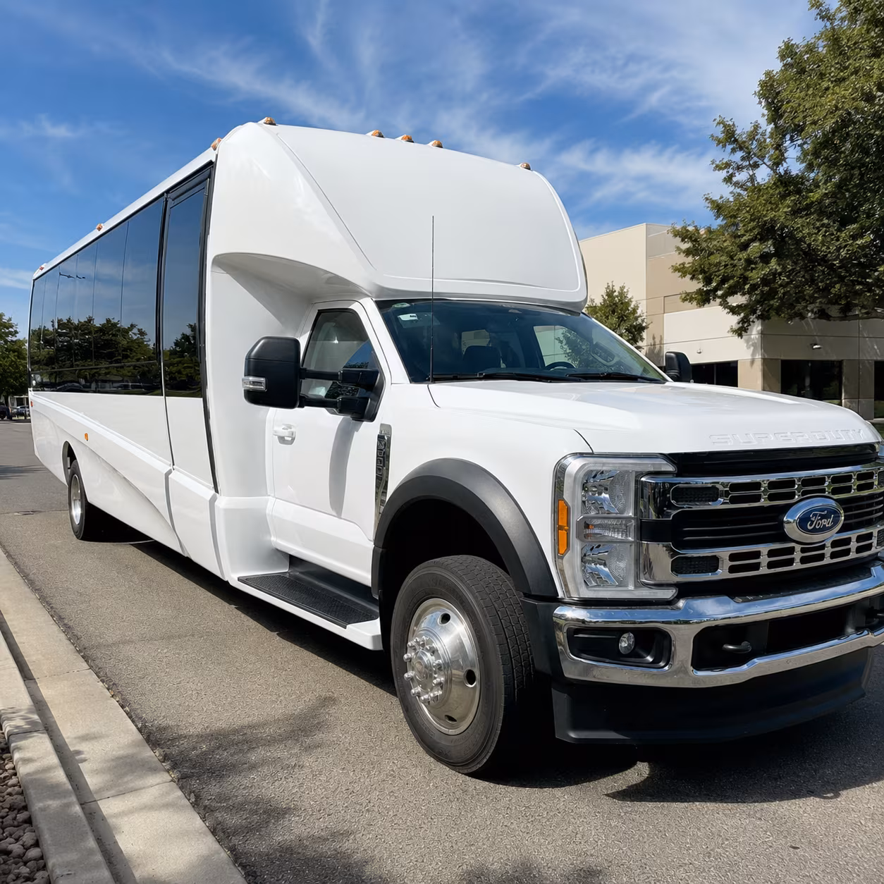 lsu game day and sporting event buses in baton rouge