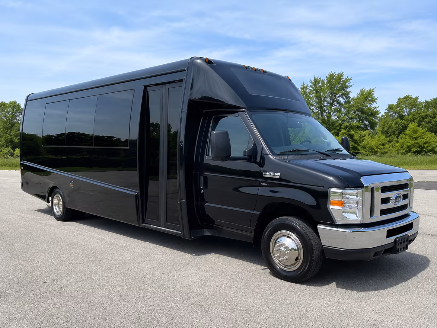 minibus rentals for smaller baton rouge prom groups